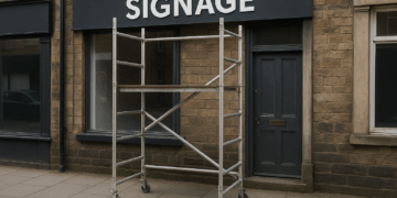 Worker dies after fall from unguarded scaffold platform
