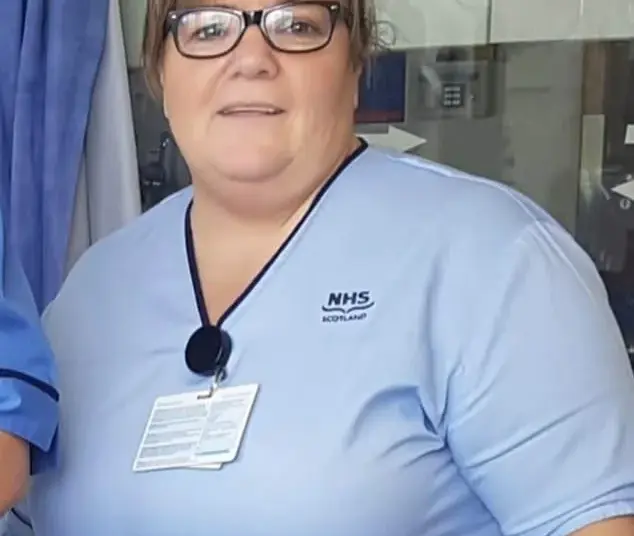 Deaths linked to weight loss jabs raise alarms among health experts