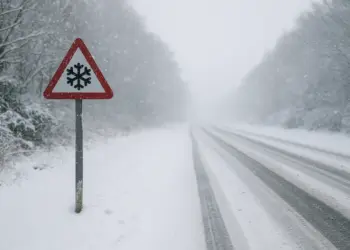 Cold snap brings snow and ice warnings across the UK