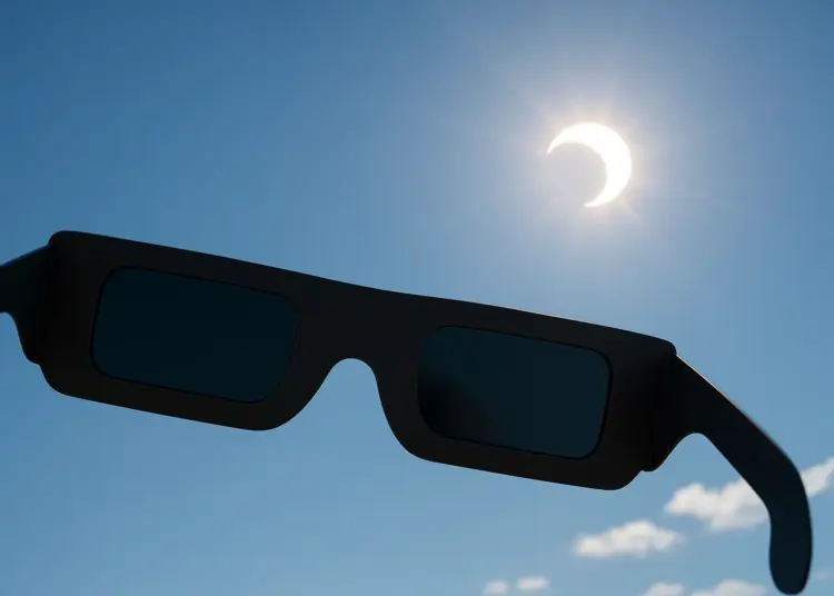 Health experts warn against using ordinary sunglasses during solar eclipse
