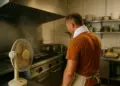 Workers call for maximum temperature regulations as heatwave intensifies